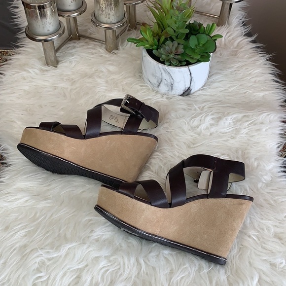MICHAEL Kors brown platform wedge strappy sandal size 8.5 - Picture 3 of 12